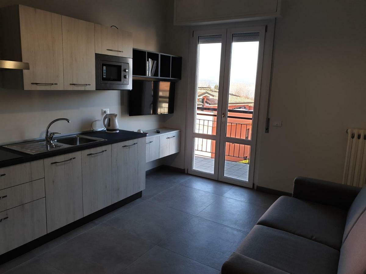 Sun Lake Apartments 代森扎诺-德尔加达 外观 照片